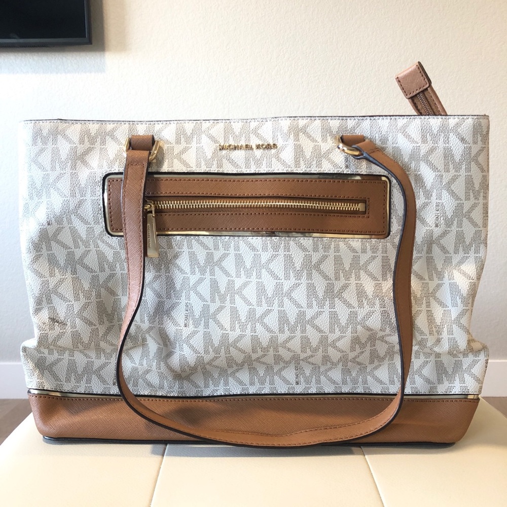 NWOT - Michael Michael Kors medium logo tote